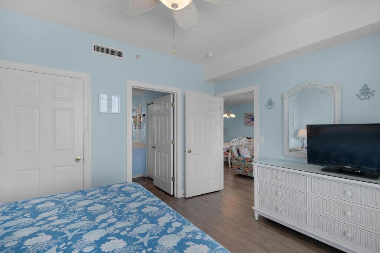 Twin Palms 1201 *